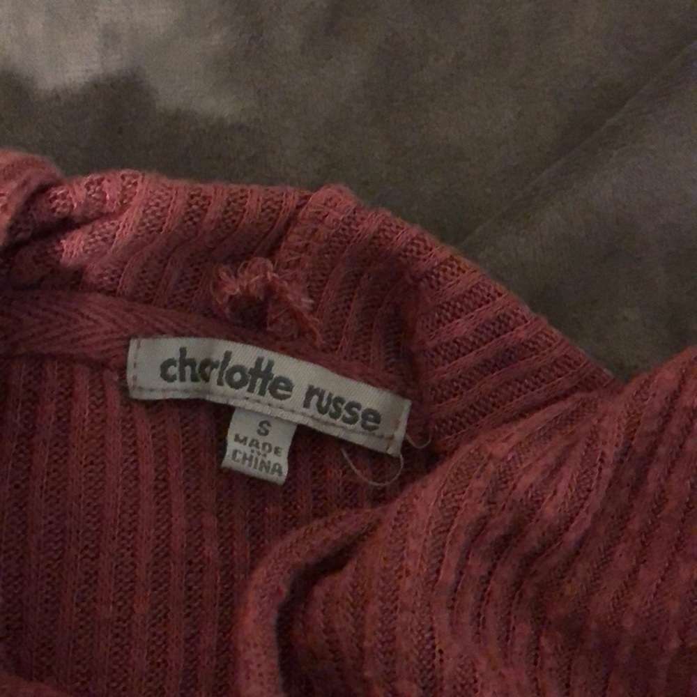 Maroon and white striped hoodie - Picture 5 of 5